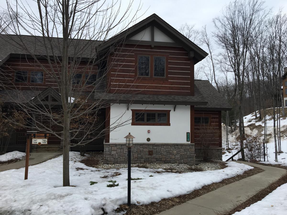 Boyne Mountain Creekside Condo Boyne Falls Exterior photo